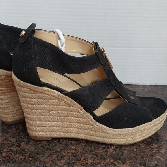 Michael Kors Black and BEIGE Wedge Sandals...SIZE...SEE RULER. - Picture 4 of 8